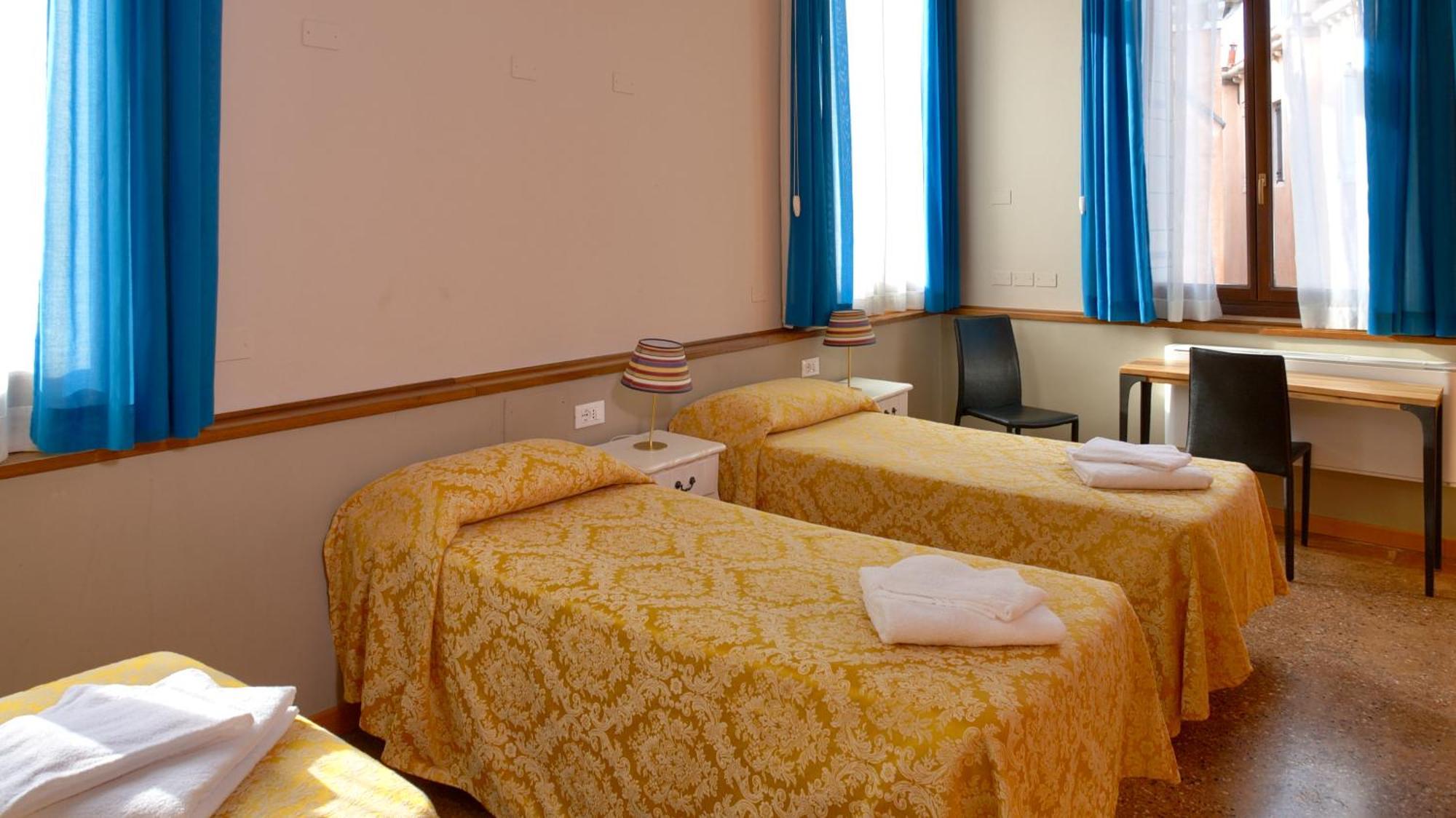 Foresteria Valdese Venezia Εξωτερικό φωτογραφία