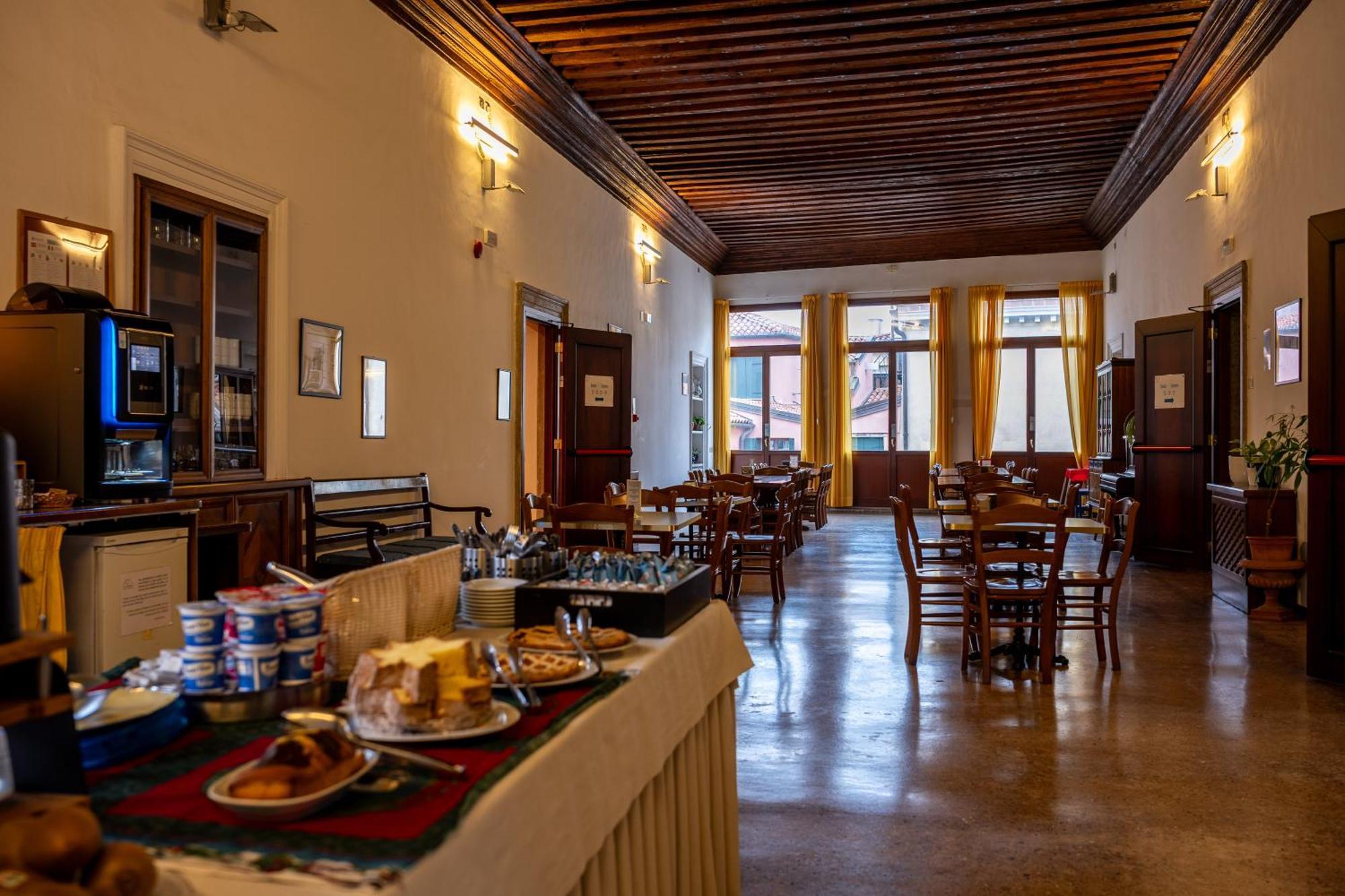 Foresteria Valdese Venezia Εξωτερικό φωτογραφία